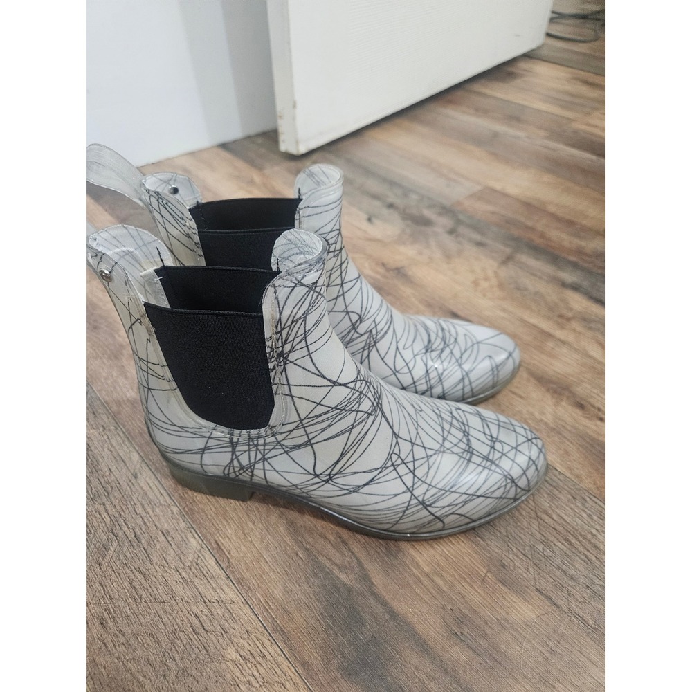 French Connection Women Scribble Print Rain Boots White Black Chelsea Ankle Boot - Picture 2 of 7